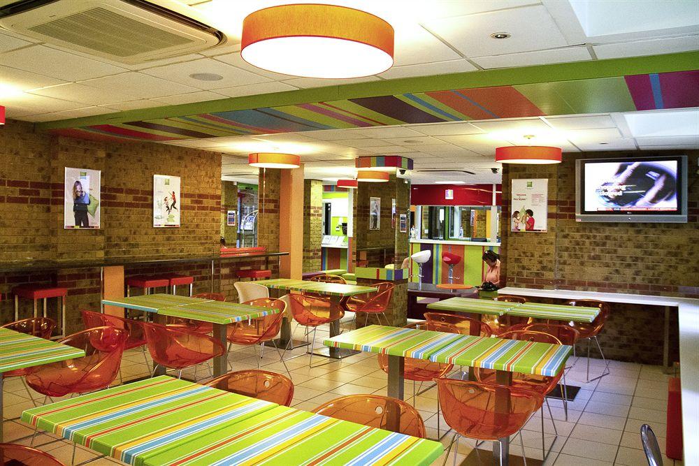 Ibis Styles London Walthamstow Hotel ภายนอก รูปภาพ