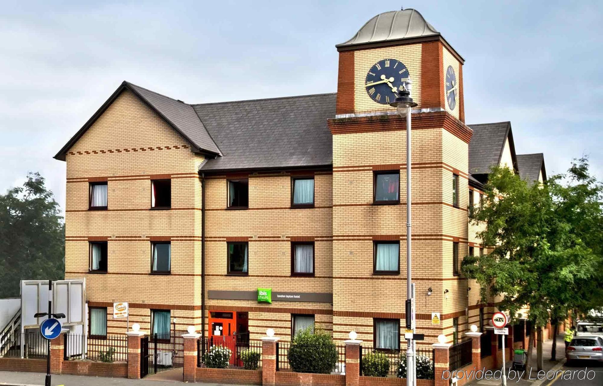 Ibis Styles London Walthamstow Hotel ภายนอก รูปภาพ