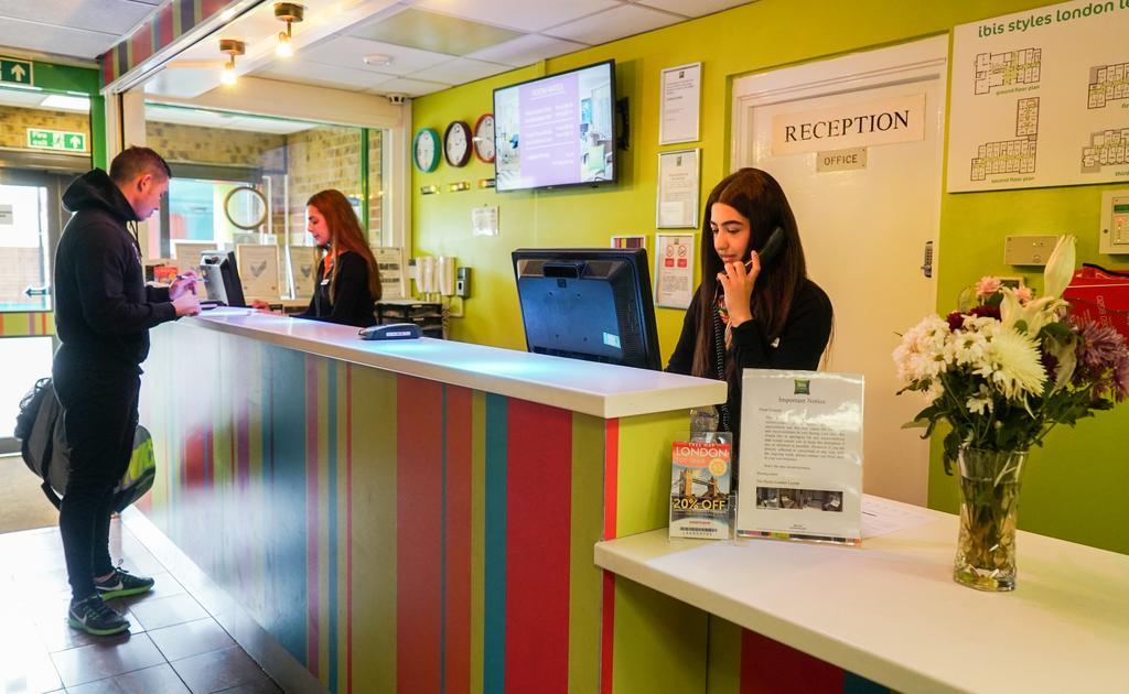 Ibis Styles London Walthamstow Hotel ภายนอก รูปภาพ