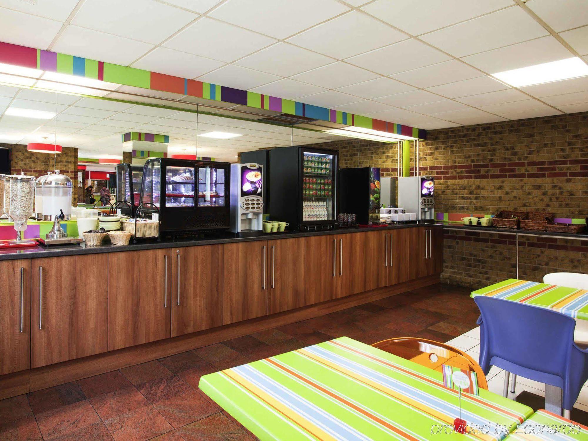 Ibis Styles London Walthamstow Hotel ภายนอก รูปภาพ